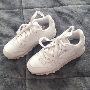 🆕️Classic Leather Reebok Sneakers